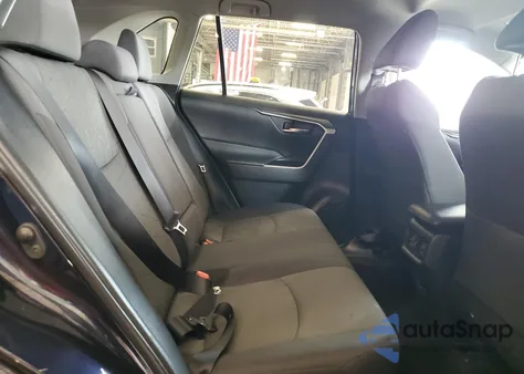 2022 Toyota Rav4 Xle z USA, uszkodzony, nr VIN 2T3P1RFV9NW298716